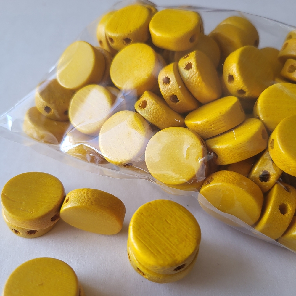 Daisy Yellow Round beads w/doubleholes, pcs 100 Item #141
